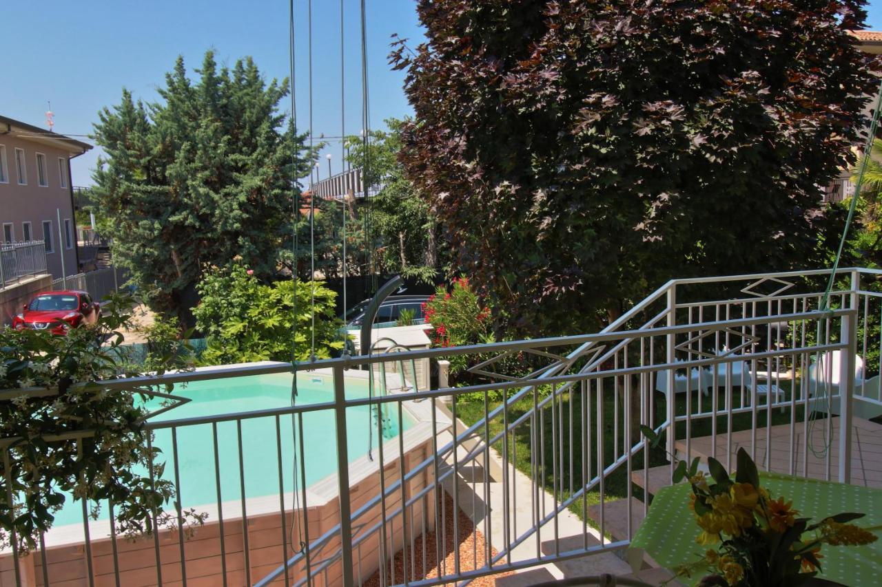 Villa Le Fate Dimora Di Charme Con Piscina Lazise Exterior photo